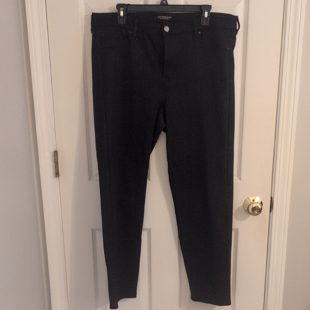 Liverpool Women's en's Black Herringbone Jeans